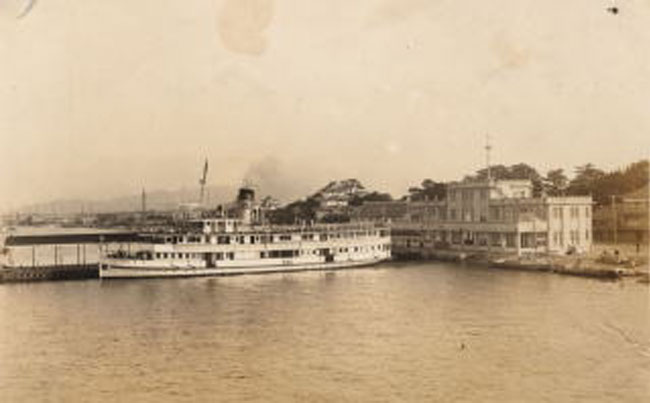昭和初期の県営桟橋